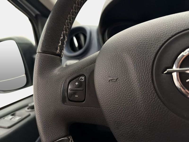 Opel Vivaro bild 16
