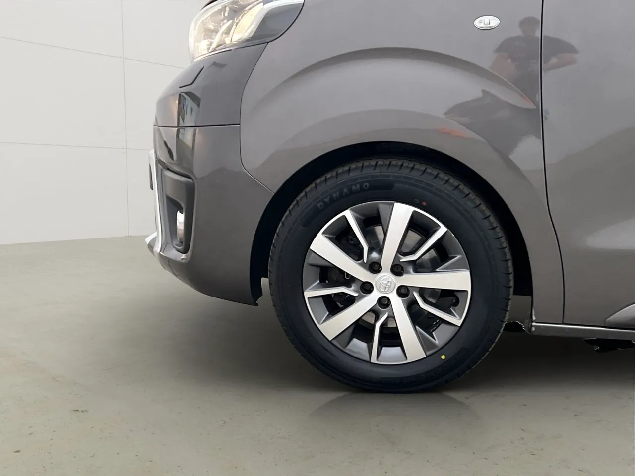 Vehicle image 31
