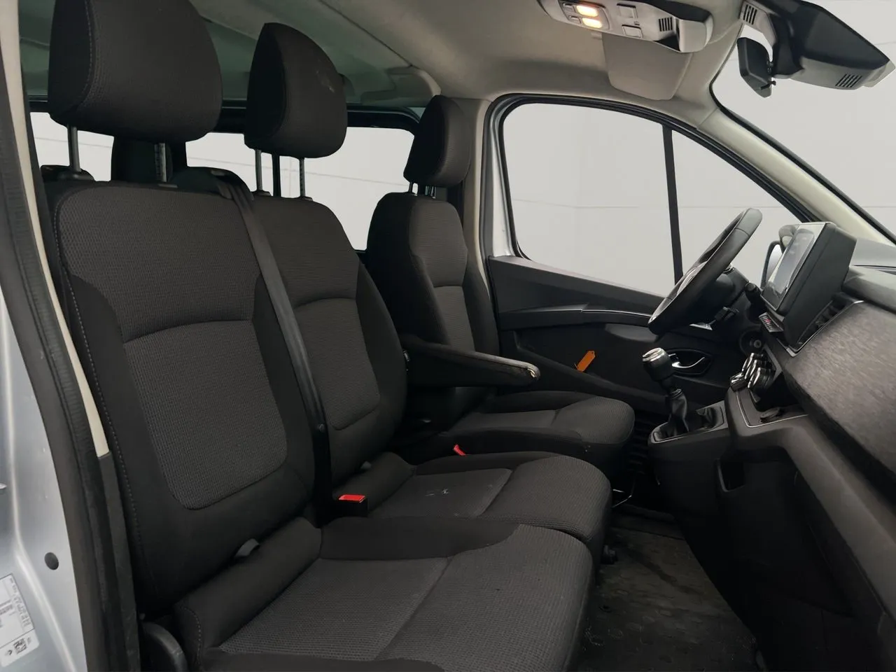 Vehicle image 22