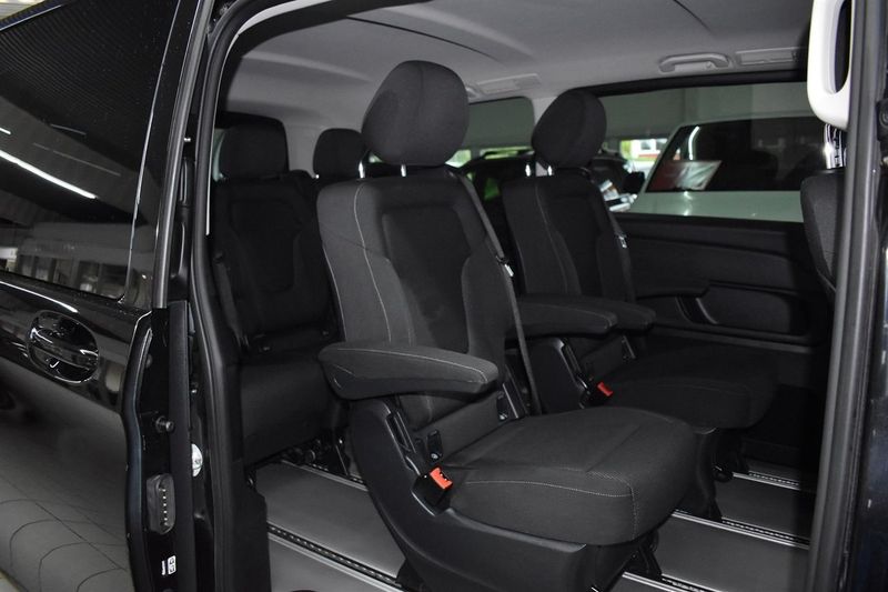Mercedes V220 bild 8