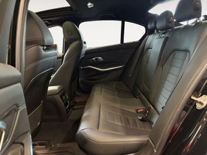 BMW 320 bild 13