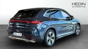 Mercedes EQE43 SUV bild 2