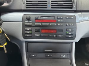 BMW 320 bild 14