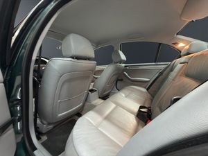 BMW 320 bild 10