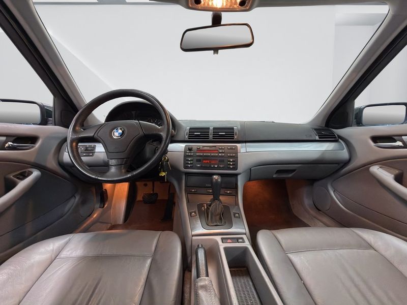BMW 320 bild 12