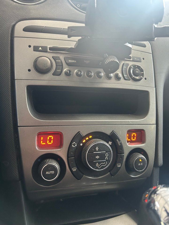 Peugeot 308 SW bild 14