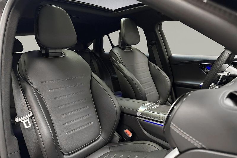 Mercedes GLC300 bild 14
