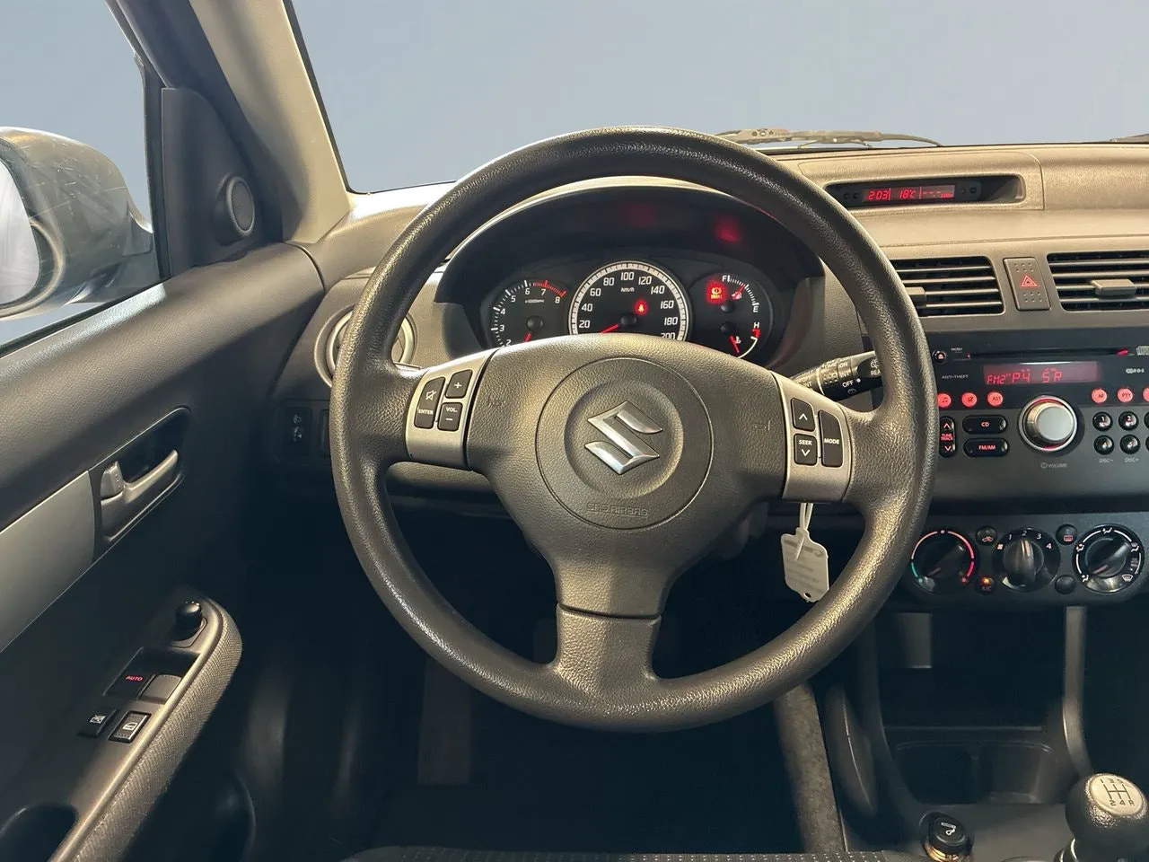 Vehicle image 9