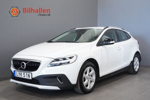 Volvo V40 Cross Country D3 Automat /Värmare Navi Drag - 2019
