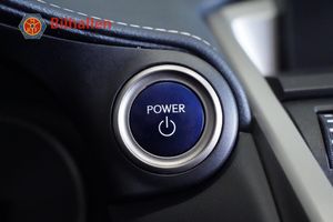Lexus NX bild 25