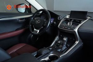 Lexus NX bild 14
