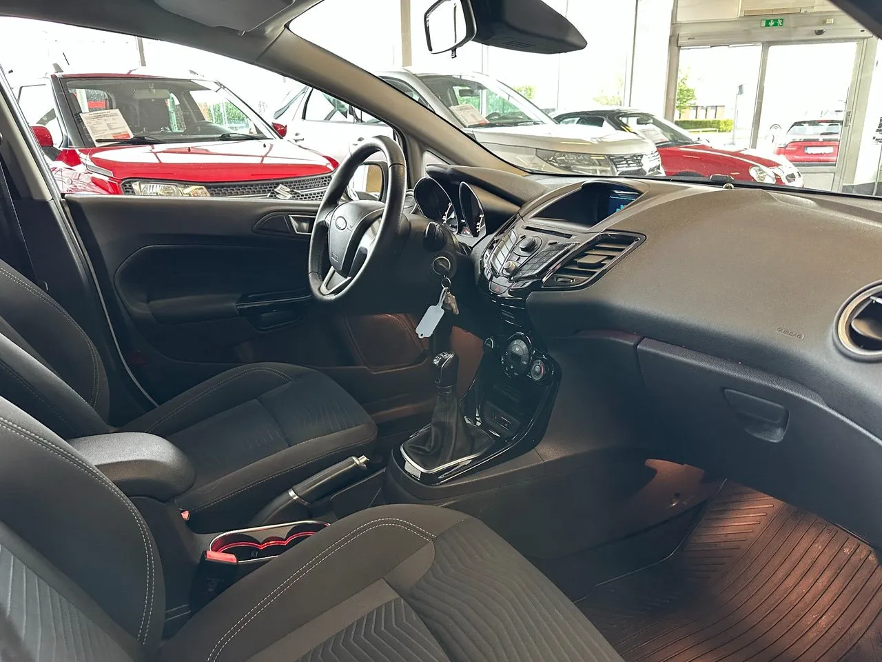 Vehicle image 9