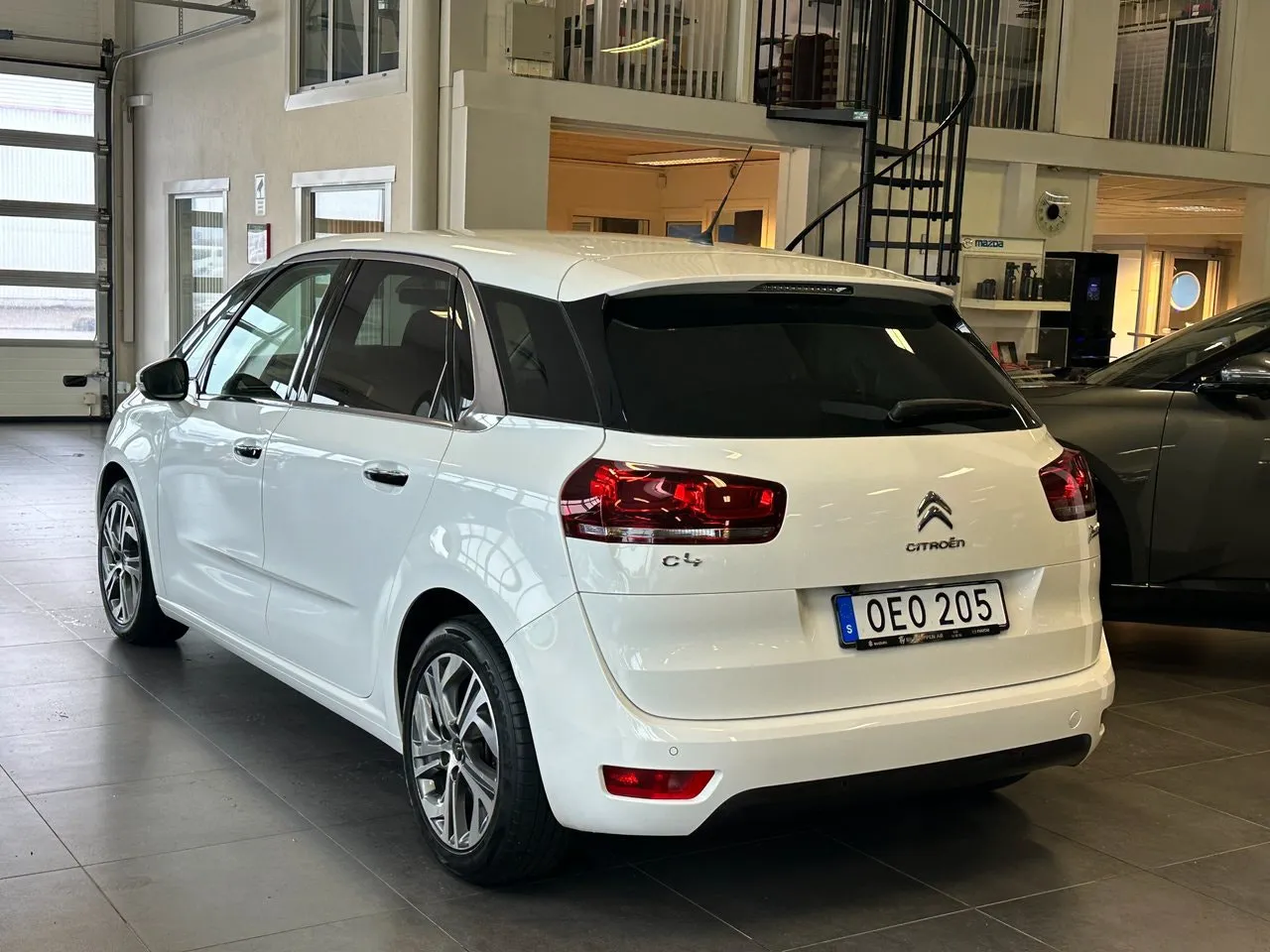 Vehicle image 2