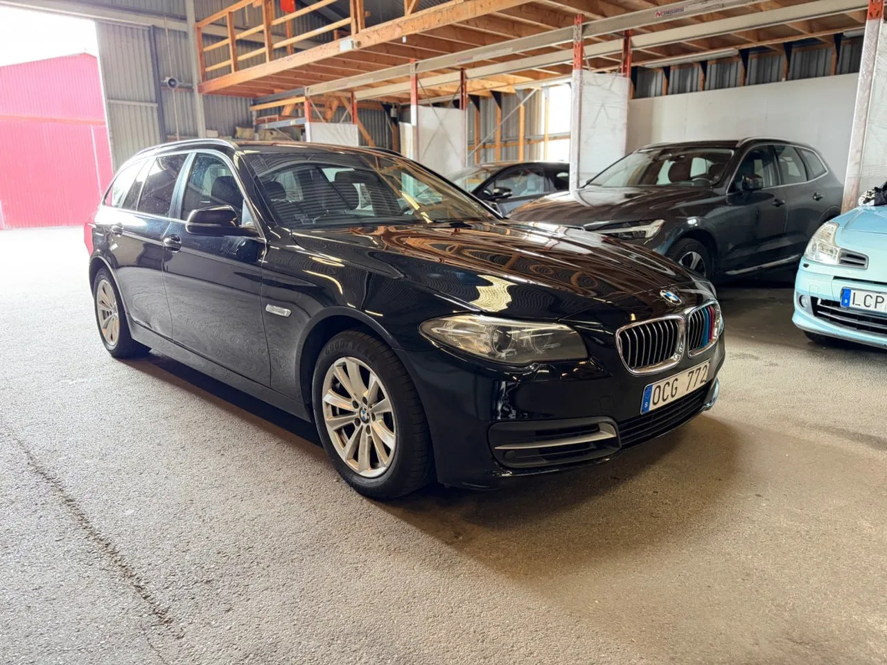 Vehicle image 4