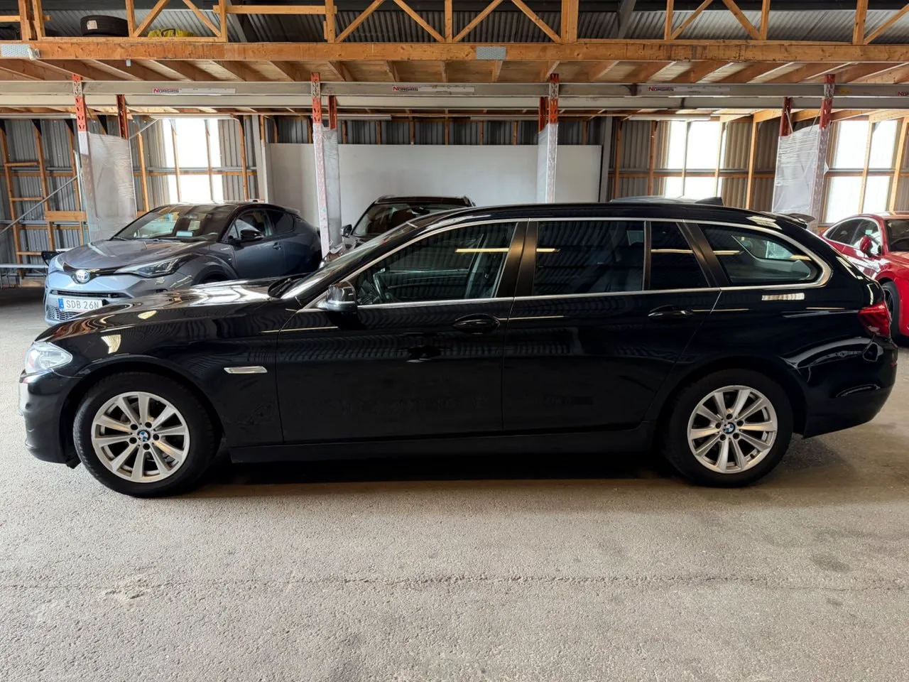 Vehicle image 1