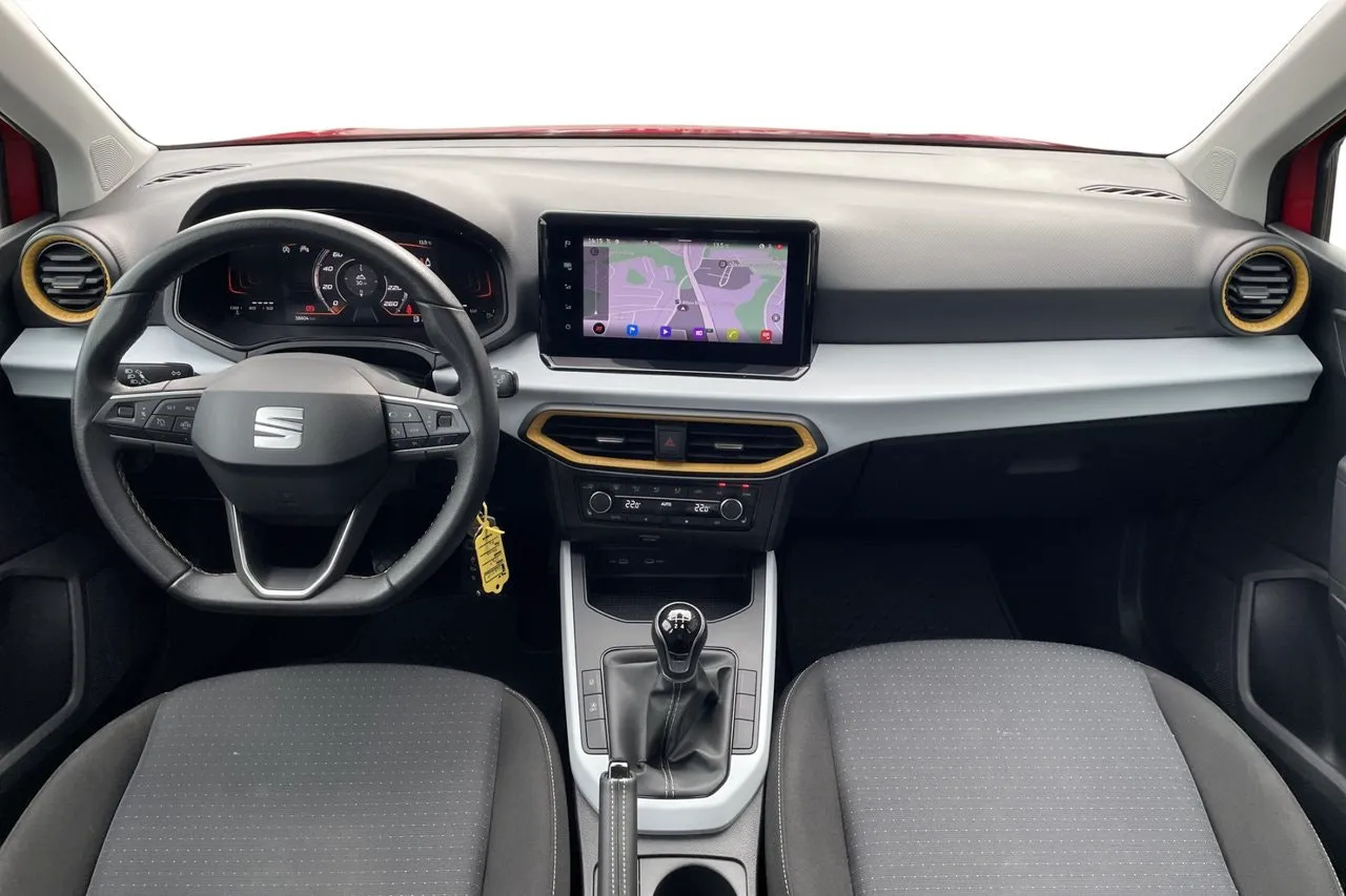 Vehicle image 16