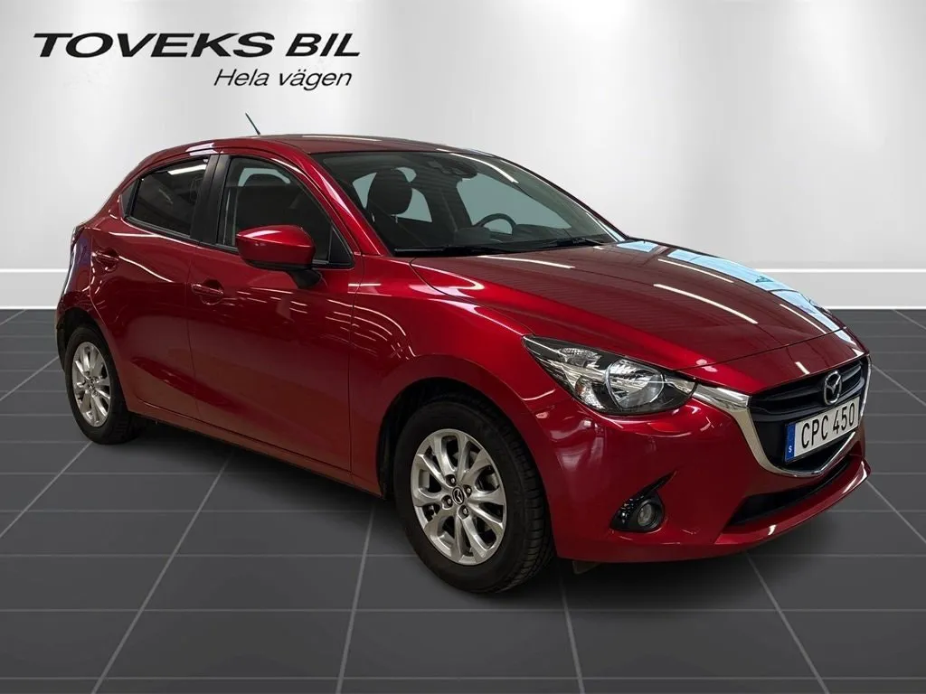 Vehicle image 6