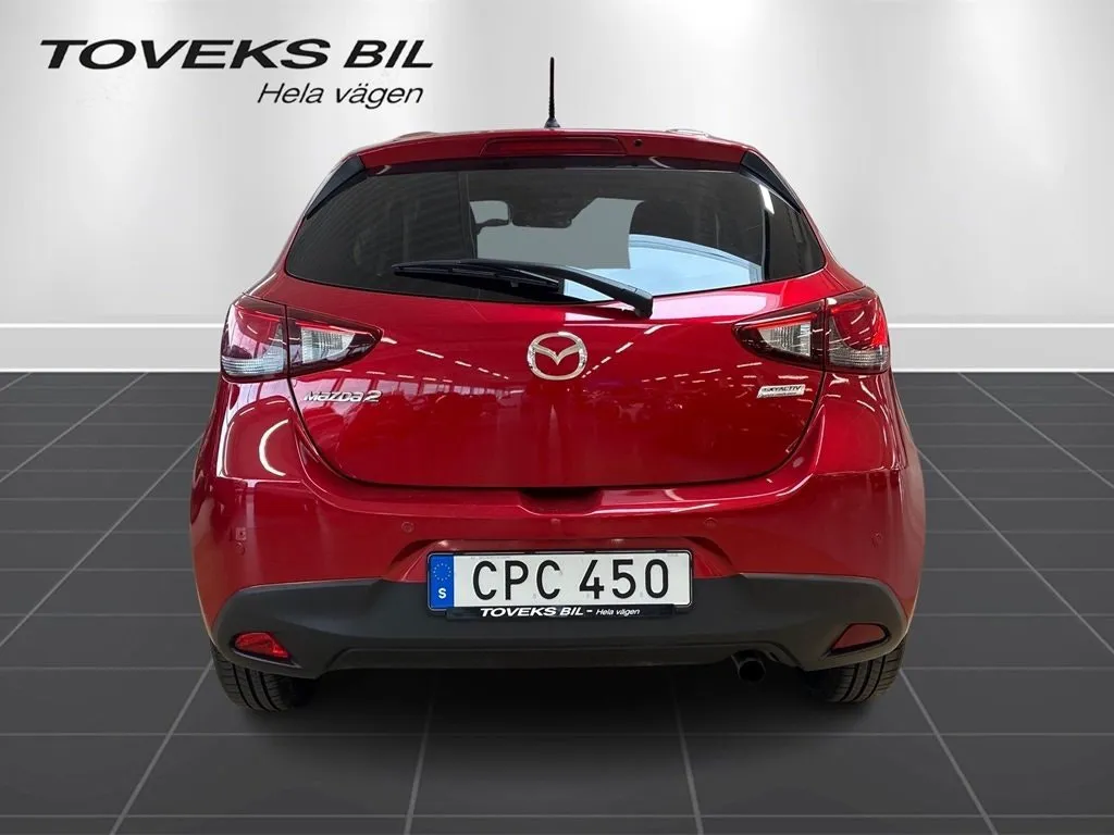 Vehicle image 3