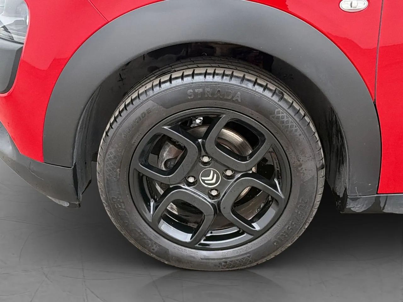Vehicle image 22