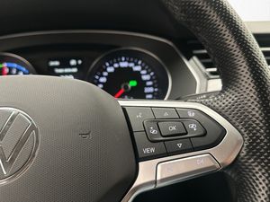 Volkswagen Passat bild 16