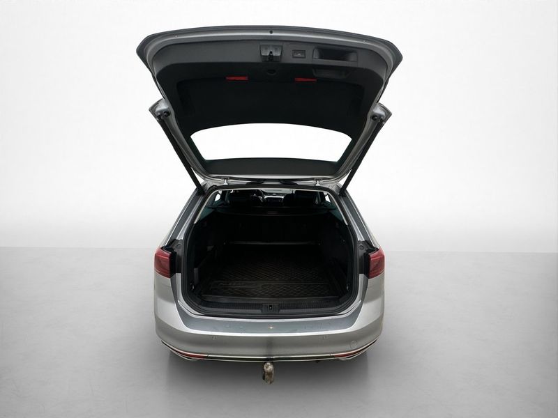 Volkswagen Passat bild 9