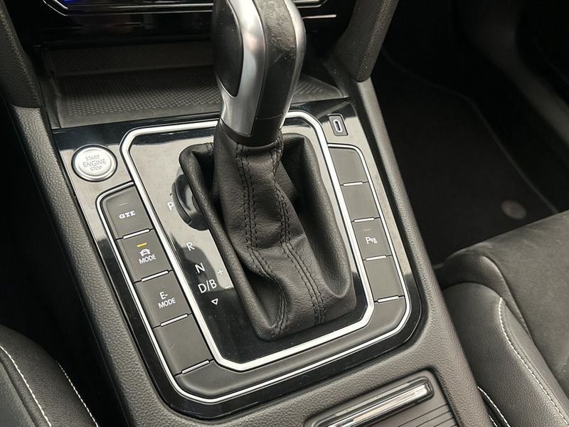 Volkswagen Passat bild 19