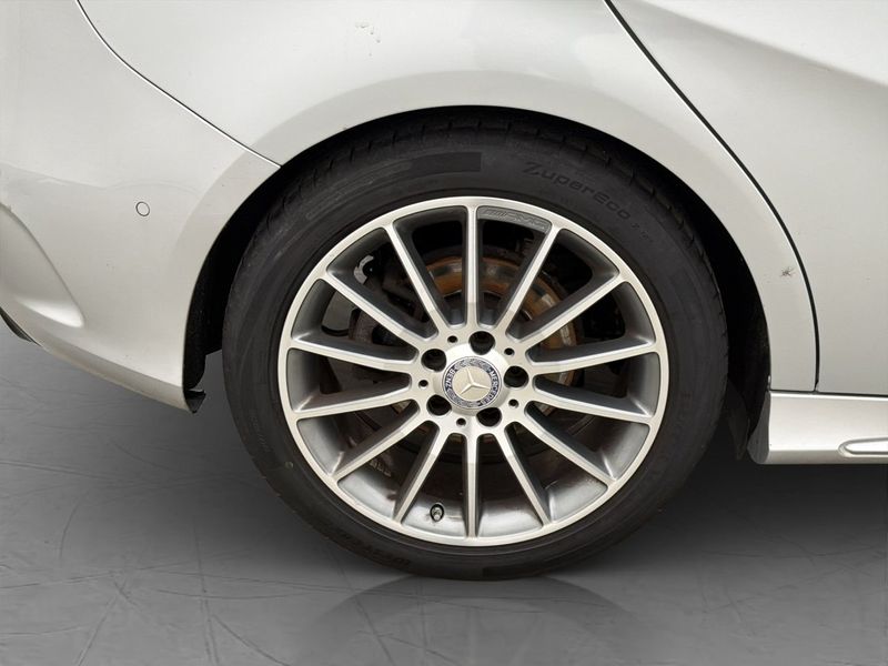 Mercedes B180 bild 22