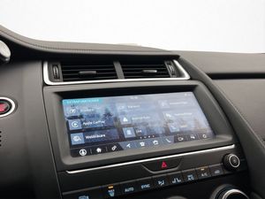 Jaguar E-Pace bild 19