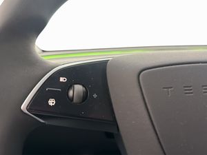 Tesla Model Y bild 20