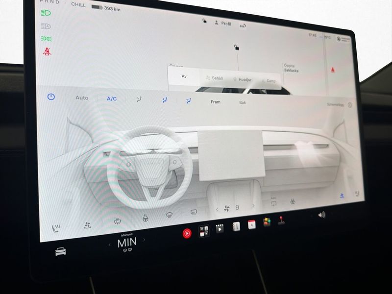 Tesla Model Y bild 25
