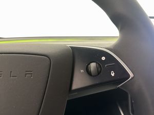 Tesla Model Y bild 21