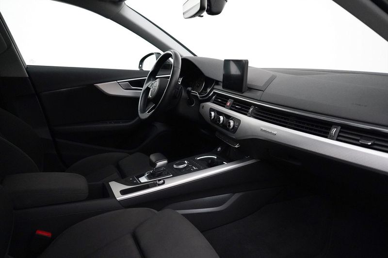 Audi A4 bild 19