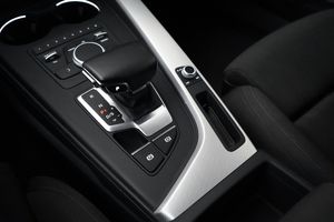Audi A4 bild 17