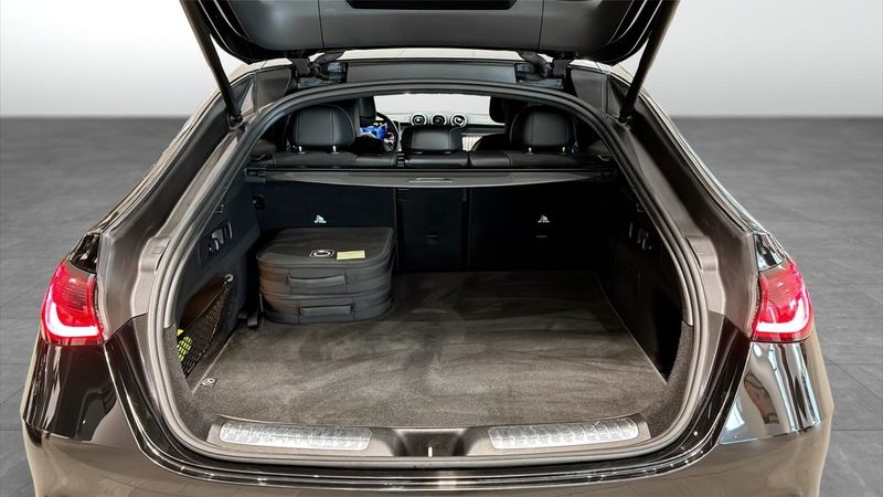 Mercedes GLC300 bild 10