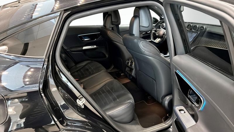 Mercedes GLC300 bild 5