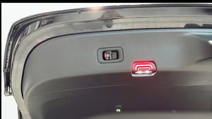 Mercedes GLC300 bild 12