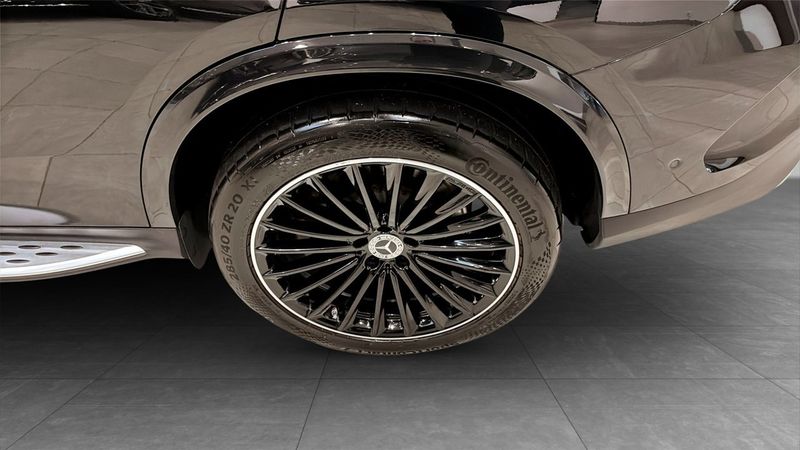 Mercedes GLC300 bild 9