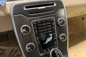 Volvo XC70 bild 13