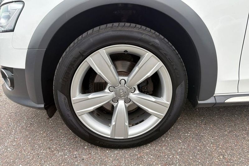 Audi A4 Allroad bild 12