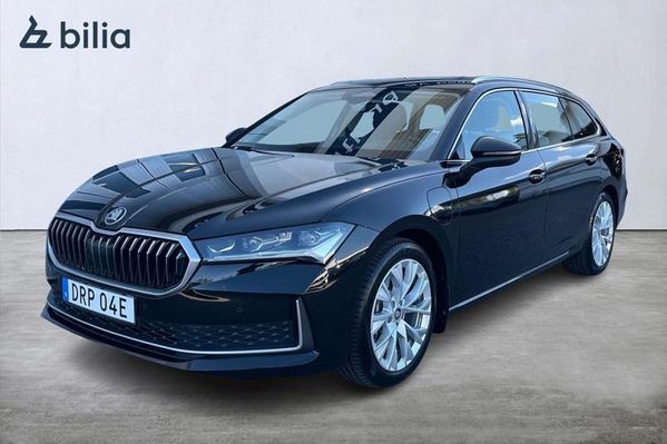 Skoda Superb SELECTION 1,5 TSI IV 204HK DSG - 2025