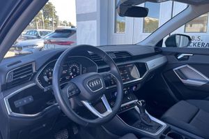 Audi Q3 bild 18