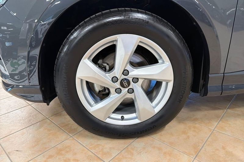 Audi Q3 bild 15