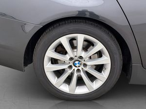 BMW 520 bild 32