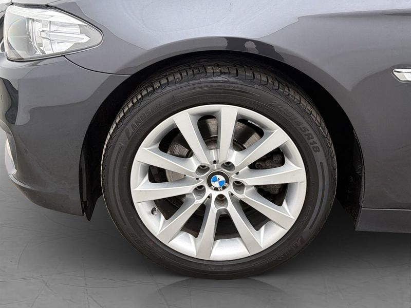 BMW 520 bild 30