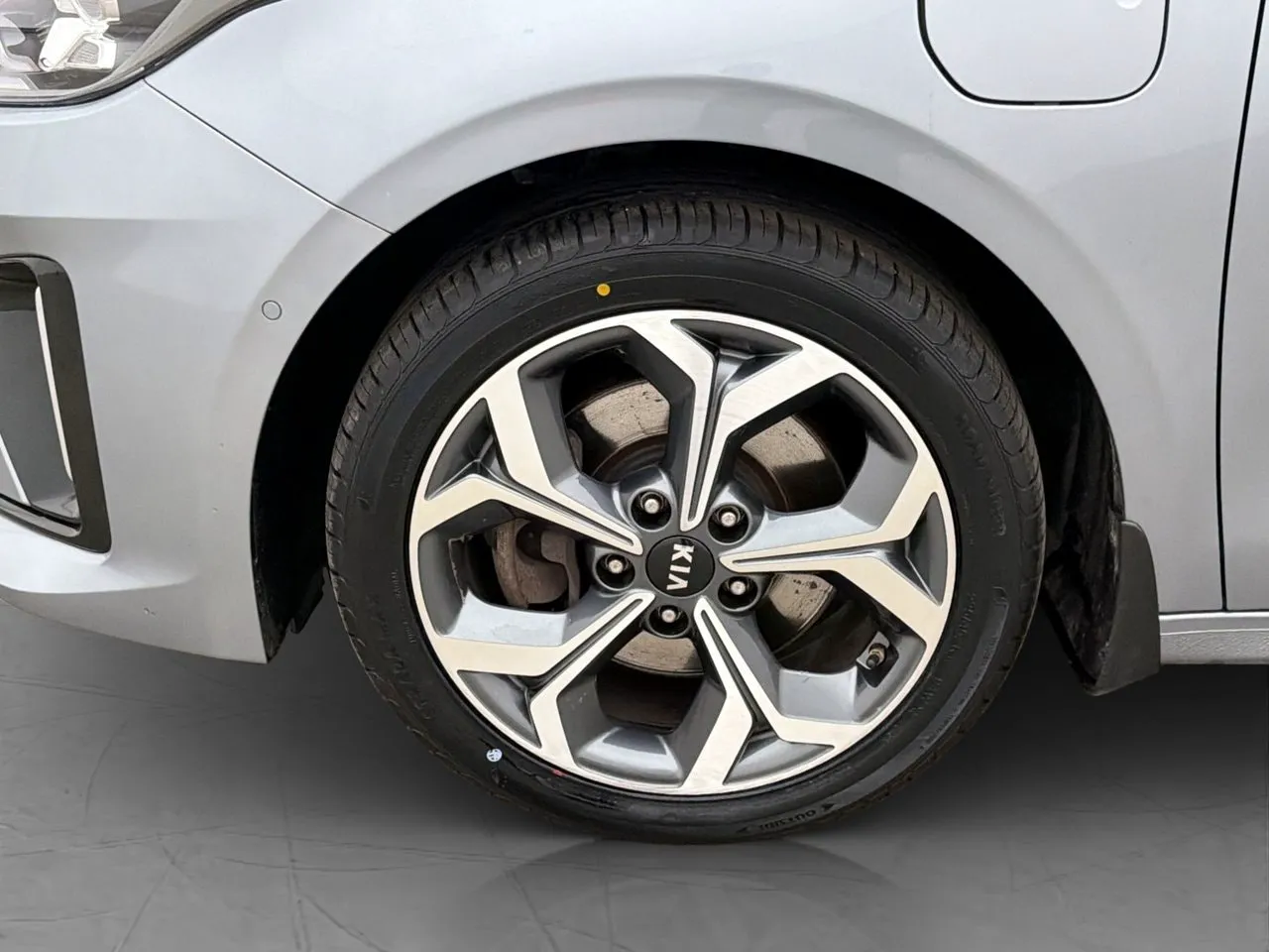 Vehicle image 36