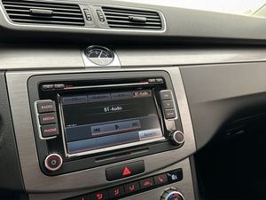 Volkswagen Passat bild 18
