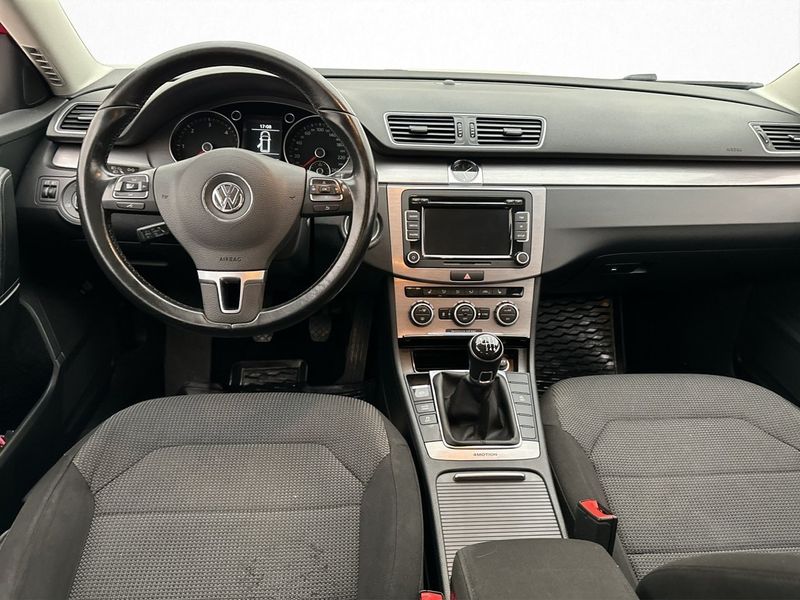 Volkswagen Passat bild 12