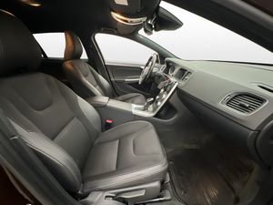 Volvo V60 bild 25