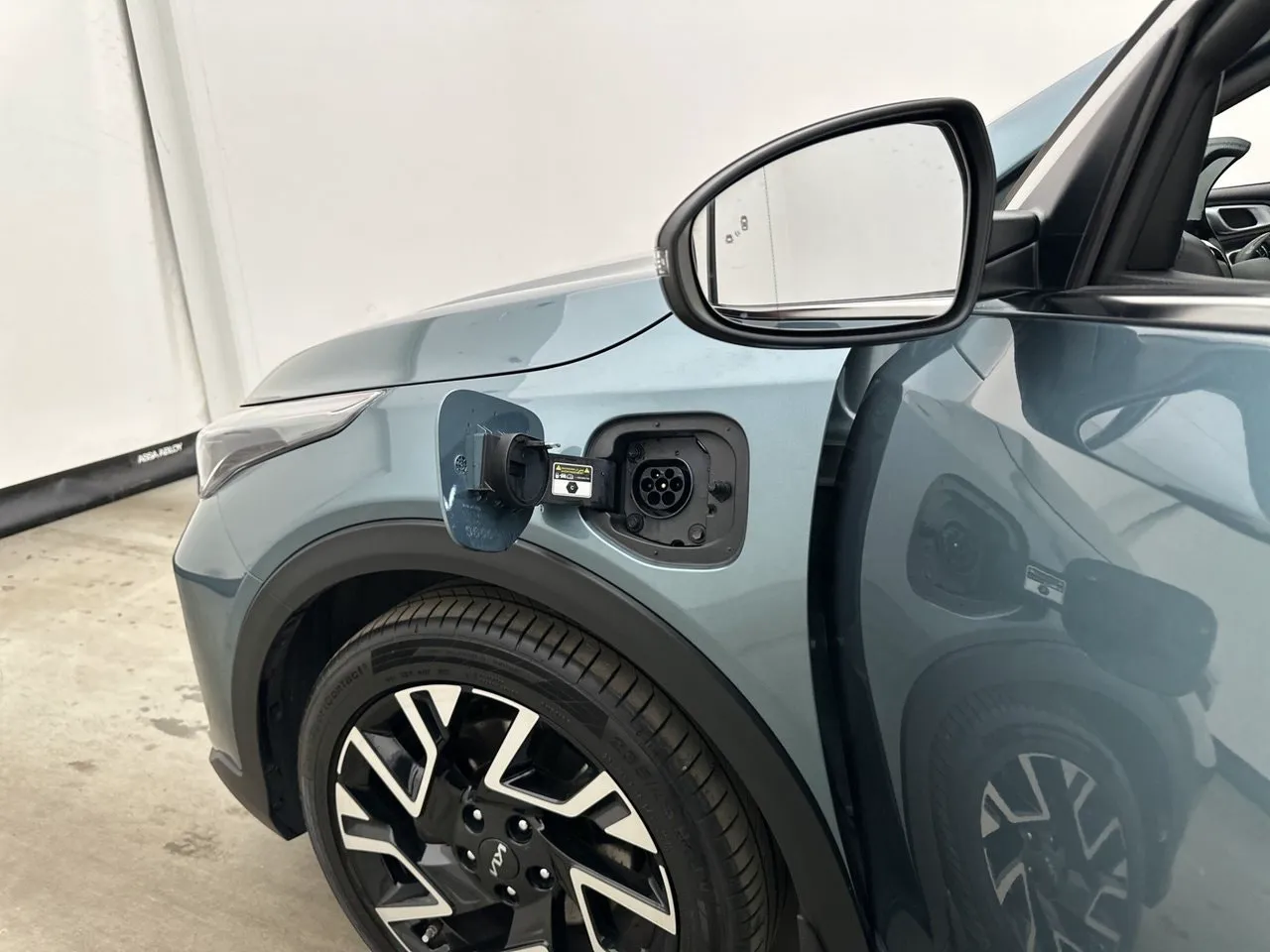 Vehicle image 31