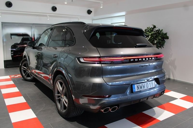 Porsche Cayenne bild 2